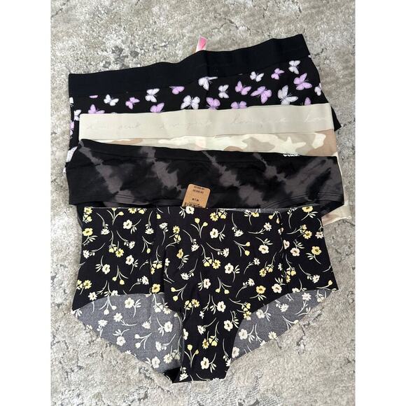 Pink Victoria Secret panty bundle 4 new size‎ Medium - Picture 1 of 5